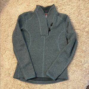 The North Face Heathered Gray Pullover